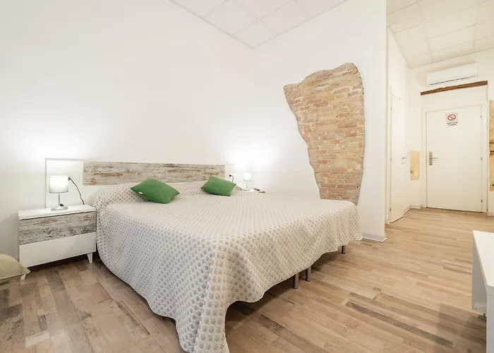 Bed and Breakfast B.House Cagliari